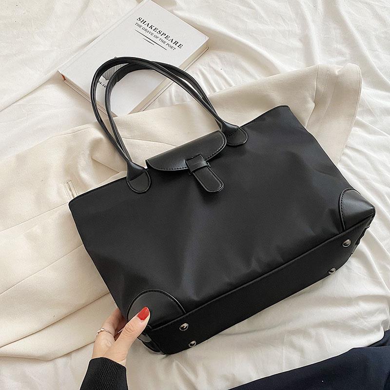 Premium Women’s Commuter Tote Bag