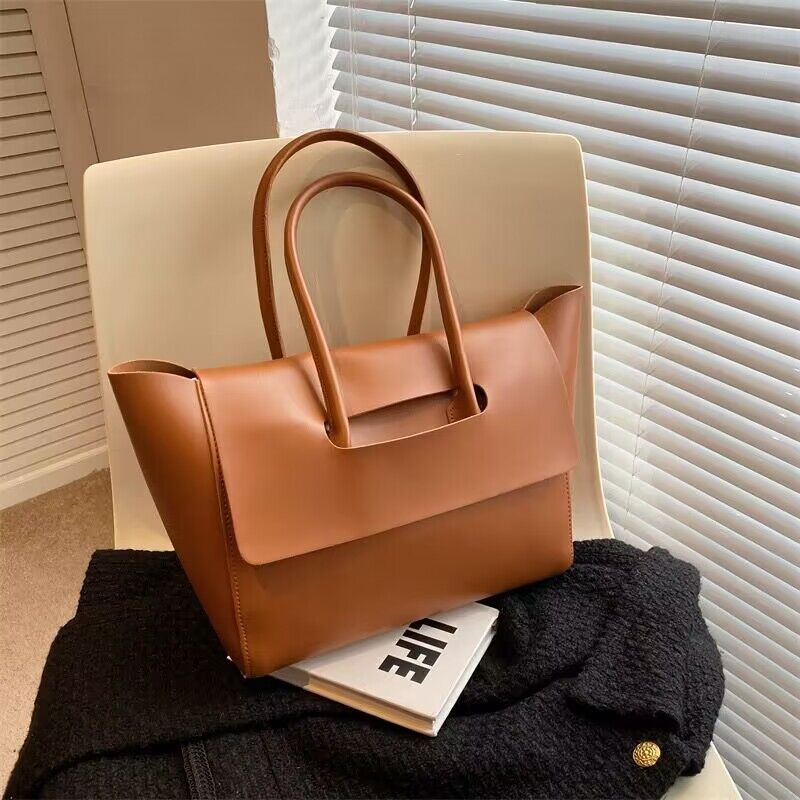 Retro Leather Tote Bag for Women